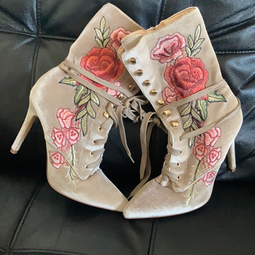 Tan calf length cute heel boot with roses size 7